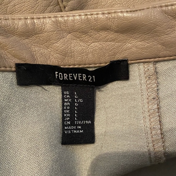 Synthetic leather mini skirt - Picture 3 of 3